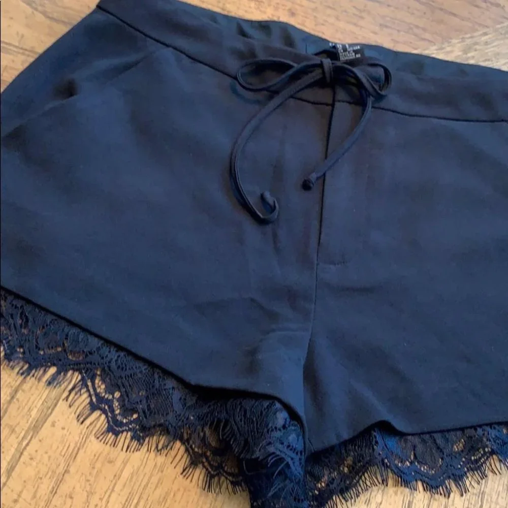 Forever 21 Black Shorts Lace Detail Tie Pockets - Picture 3 of 8